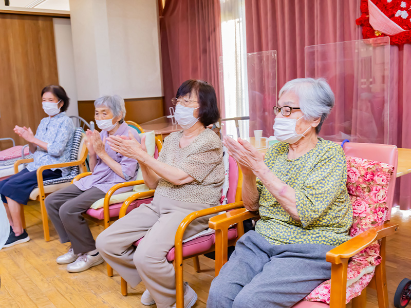 事業特化